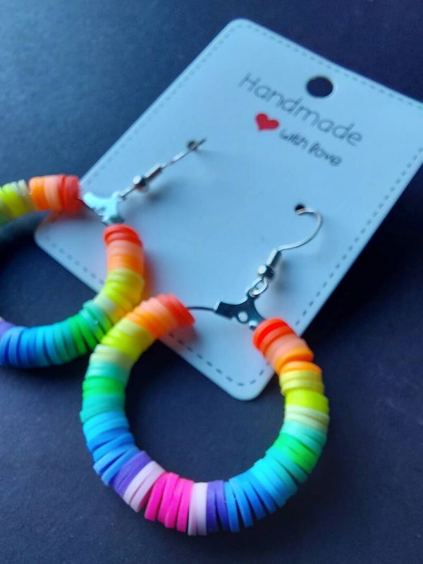 Handgemaakte regenboog oorbellen