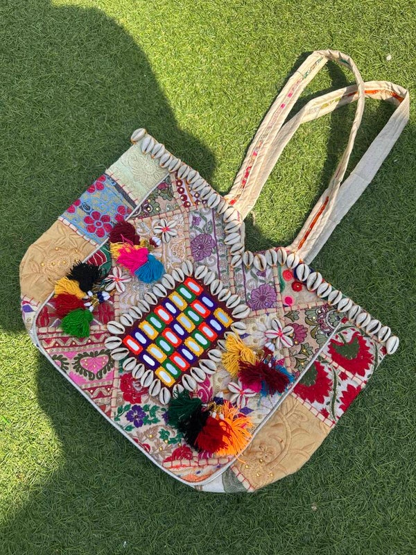 Shark teeth tote