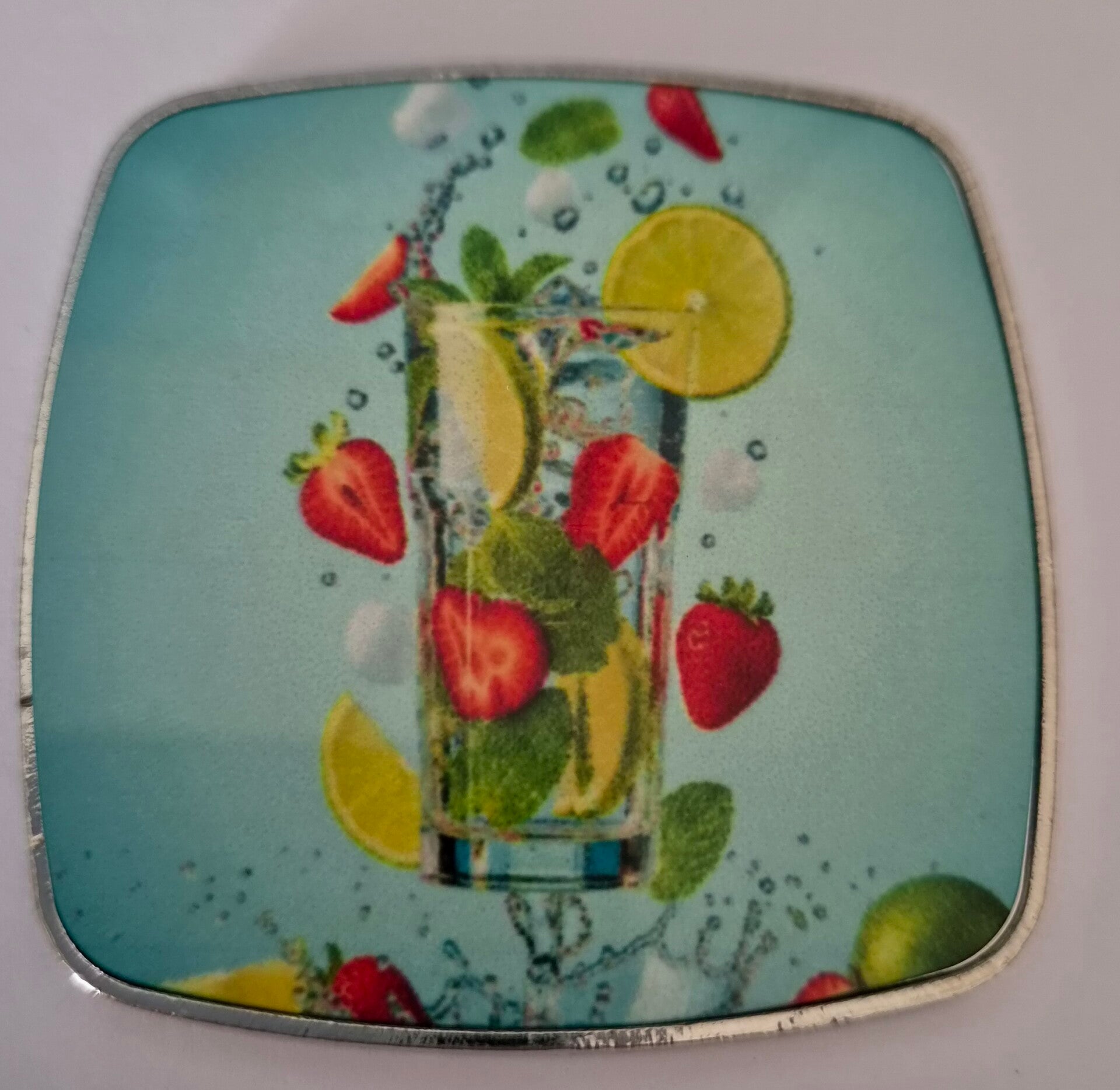 Magnet Coctail mit Limetten Zitronen Erdbeeren