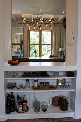 Passthrough between living and kitchen