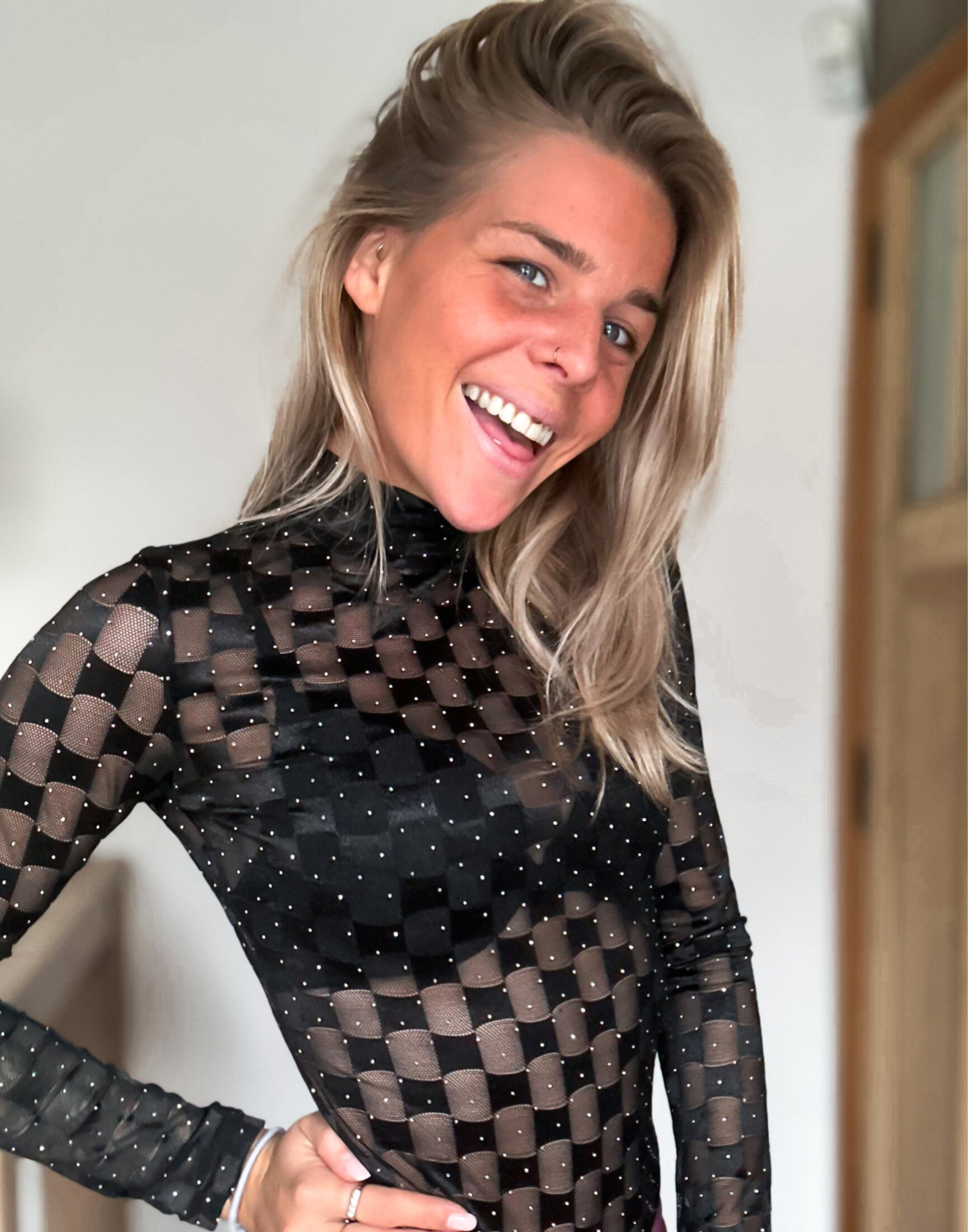 BLOCKED DIAMOND body