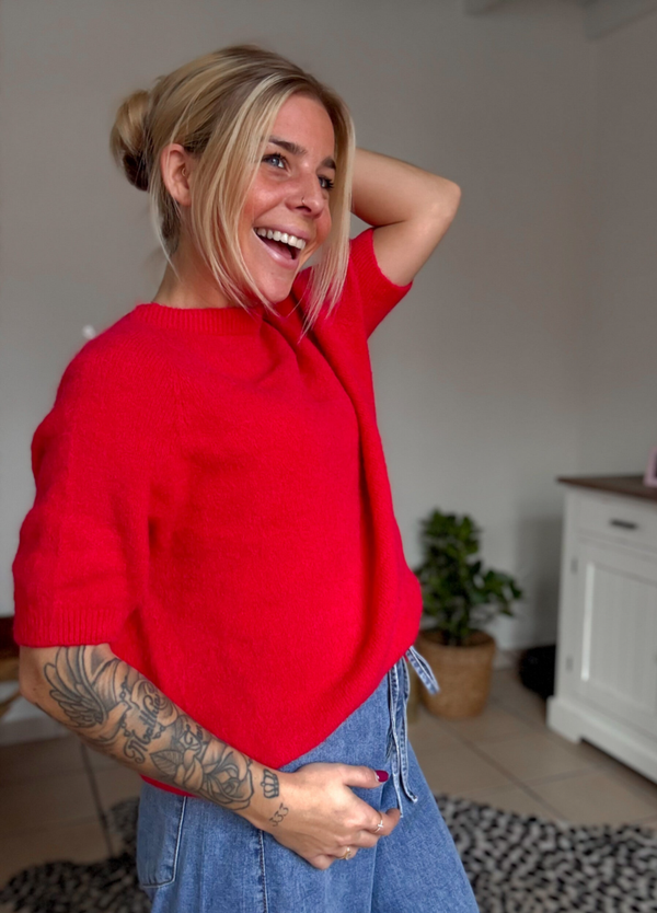 LAZY DAISY pull - rood