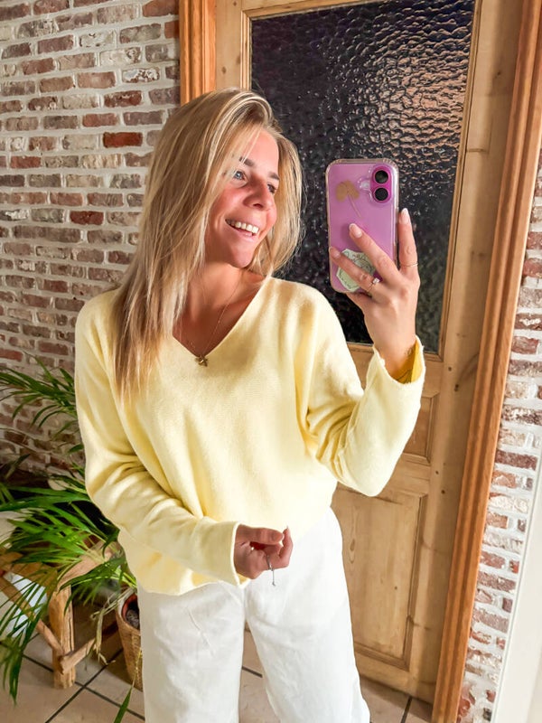 BASIC COMFY pull - geel