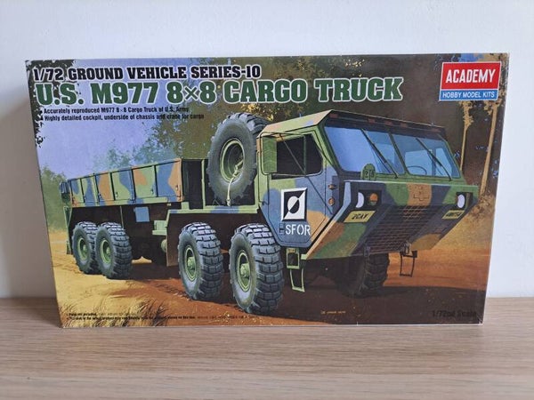 Academy 13412 - US M977 8x8 Cargo Truck (1/72)