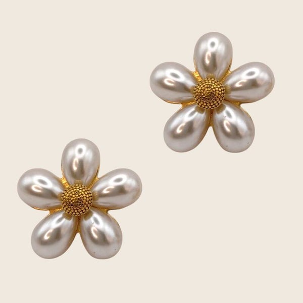 Blooming Pearl Studs