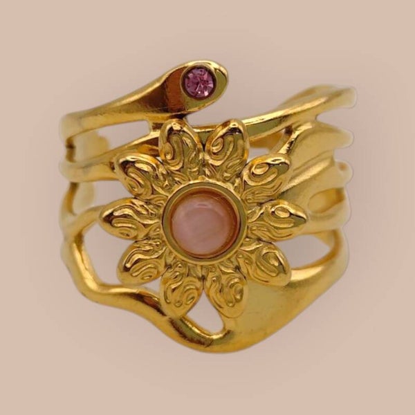 Rosé Fleur Ring