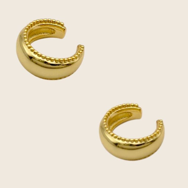 Ear cuff Dots