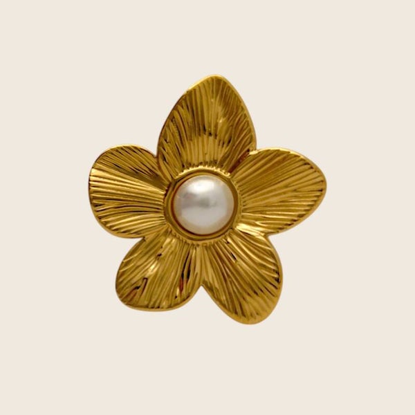 Fleur de Mer Ring