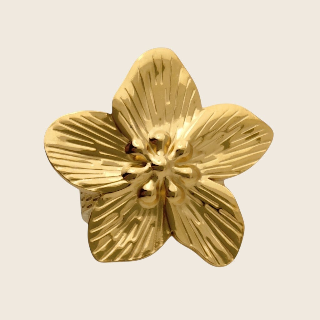 Golden Hebiscus Ring