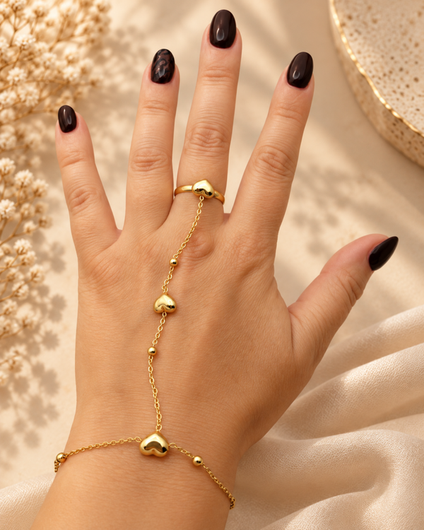 Hand Chain Lovely