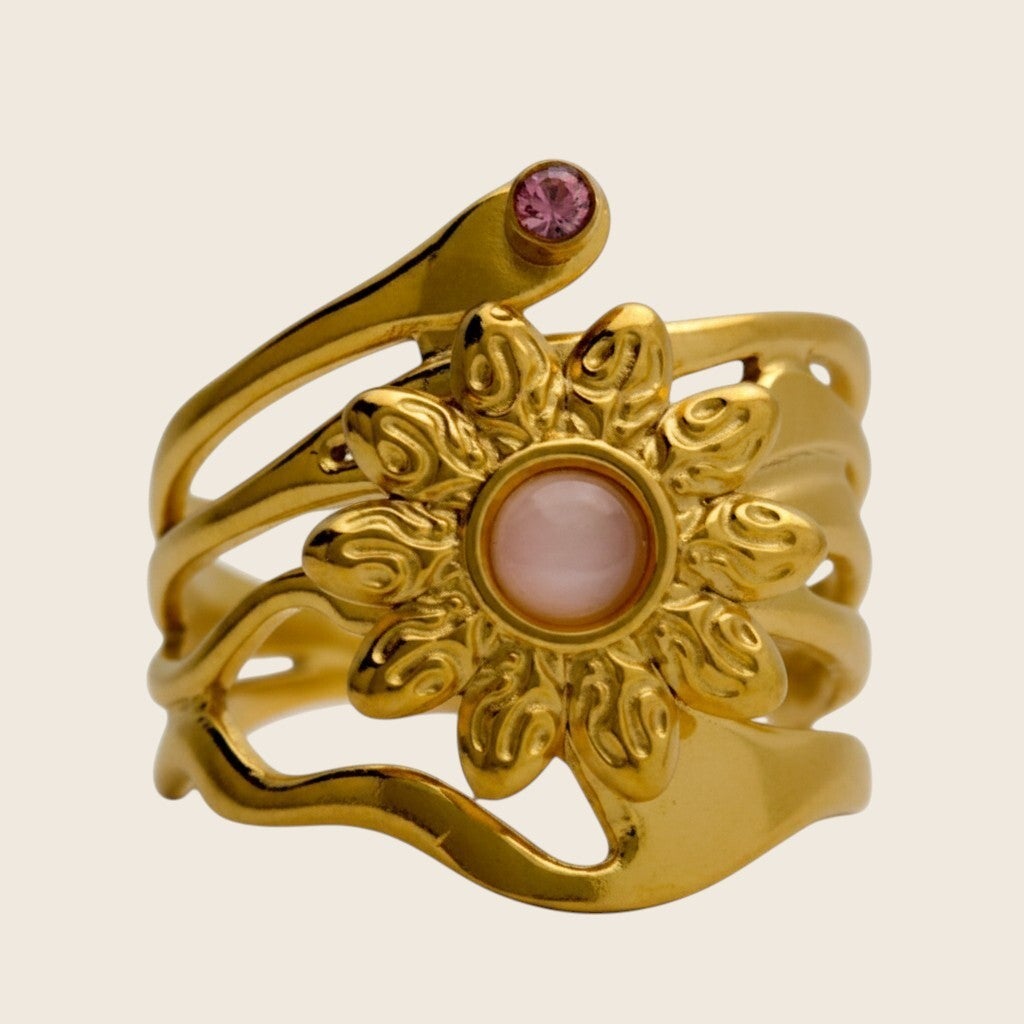 Rosé Fleur Ring