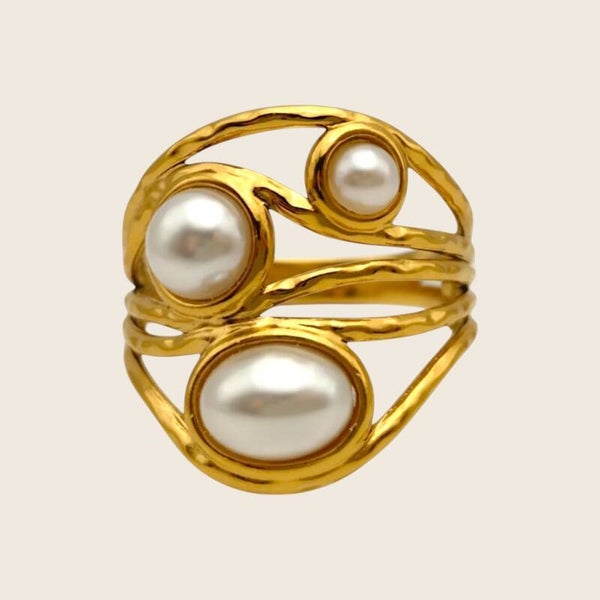 Étoile Pearl Ring