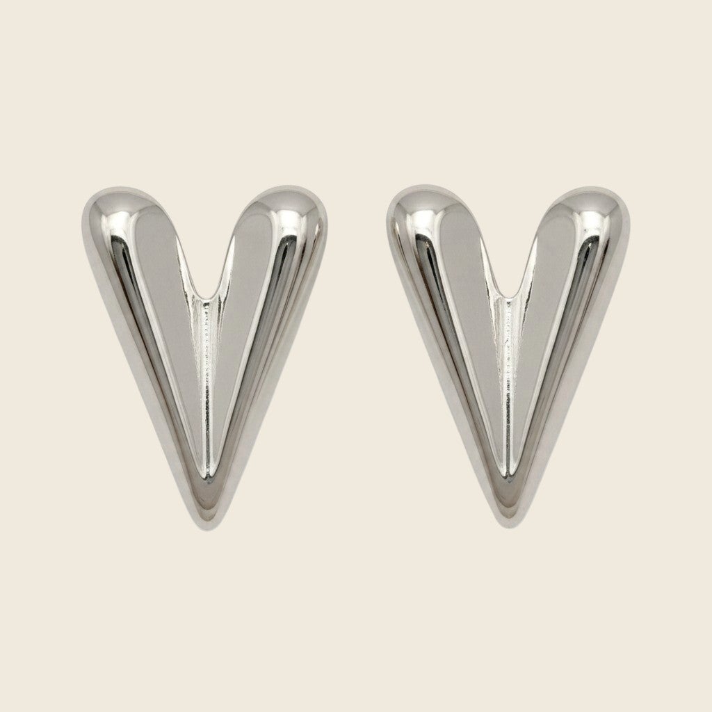 V Heart Studs Silver
