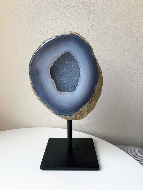 Agate On Stand XL (01)