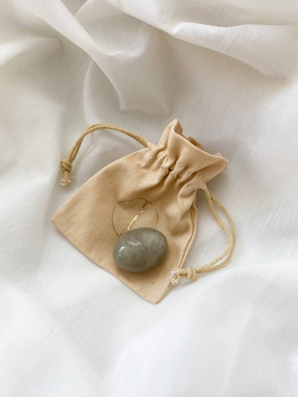 Pocket Stone Green Moonstone