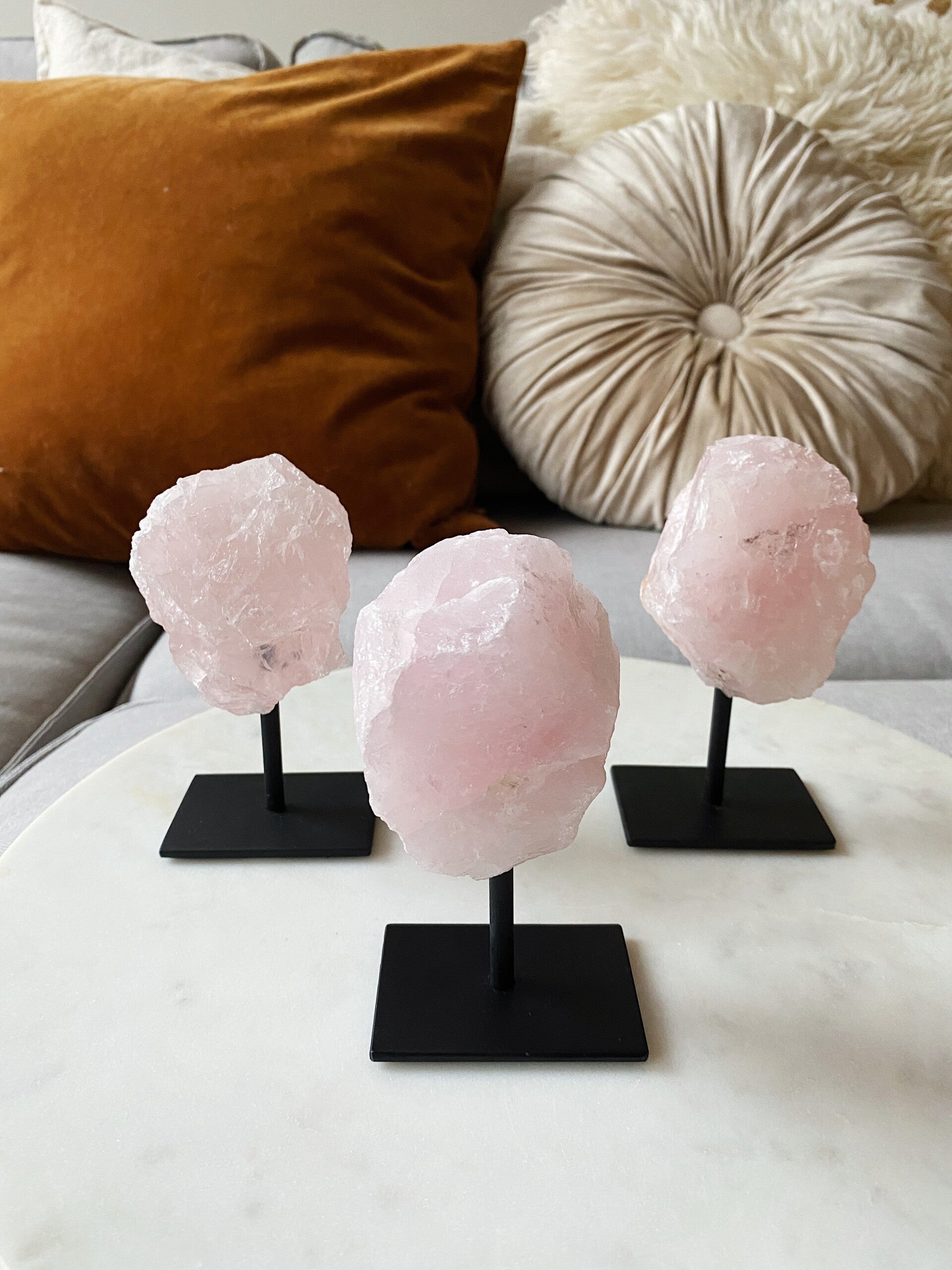 Rose Quartz On Stand (S)
