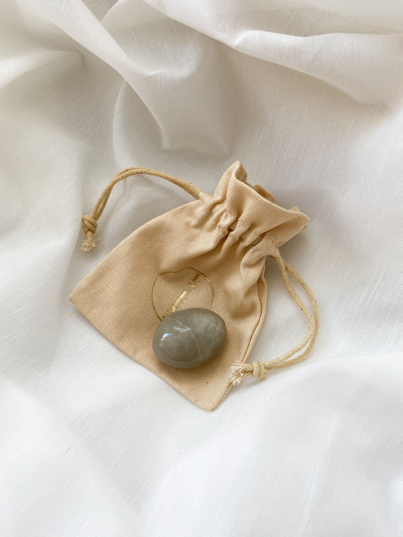 Pocket Stone Green Moonstone