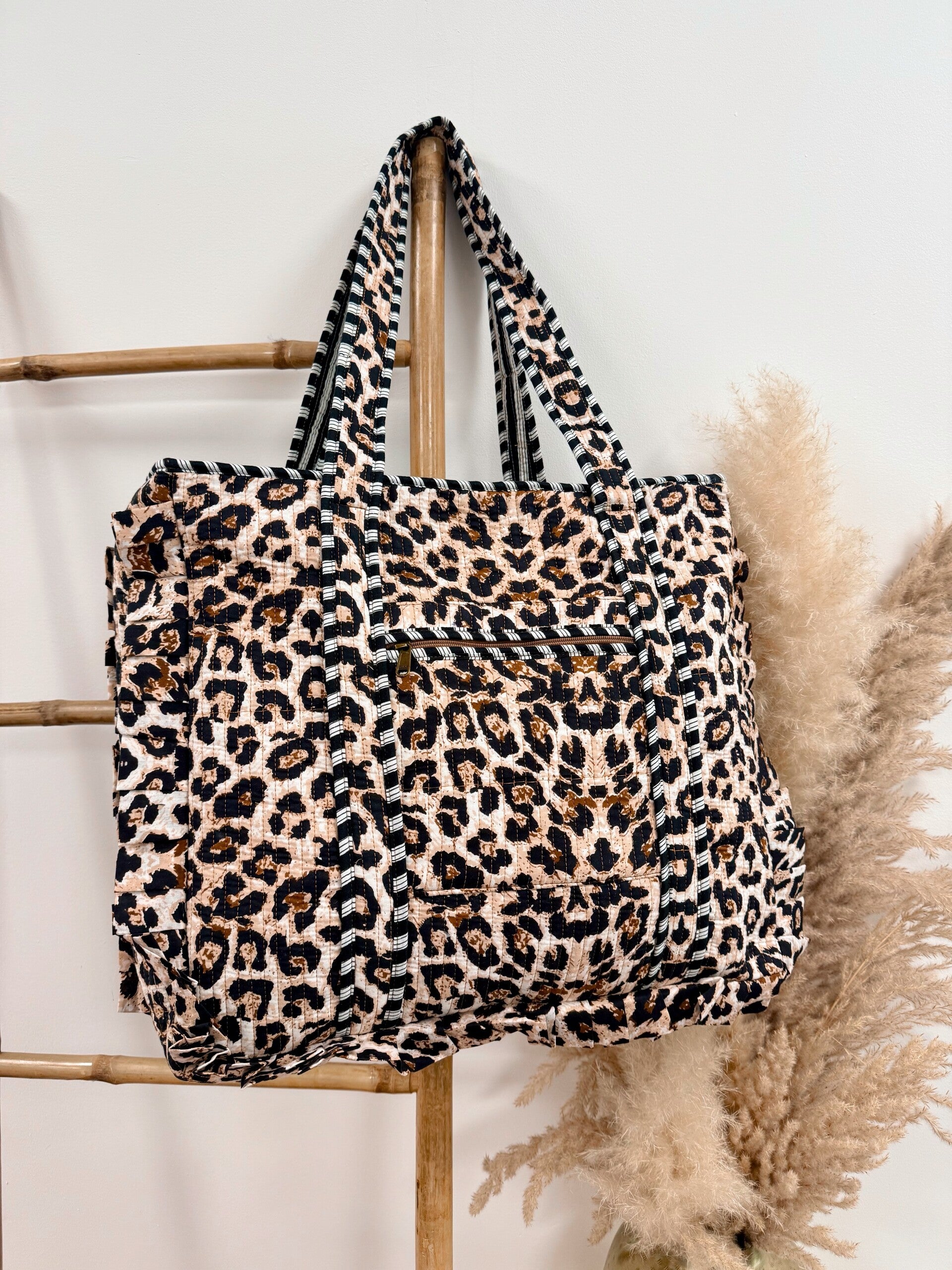 SHOPPER LIV - PANTHER