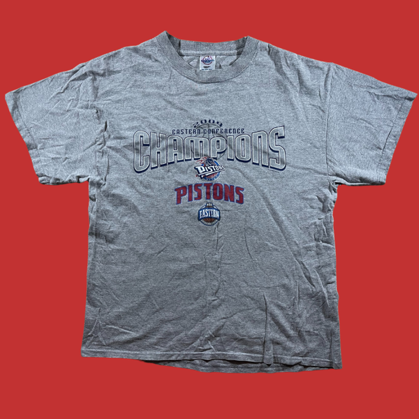 (L) Vintage Detroit Pistons Shirt (2004)