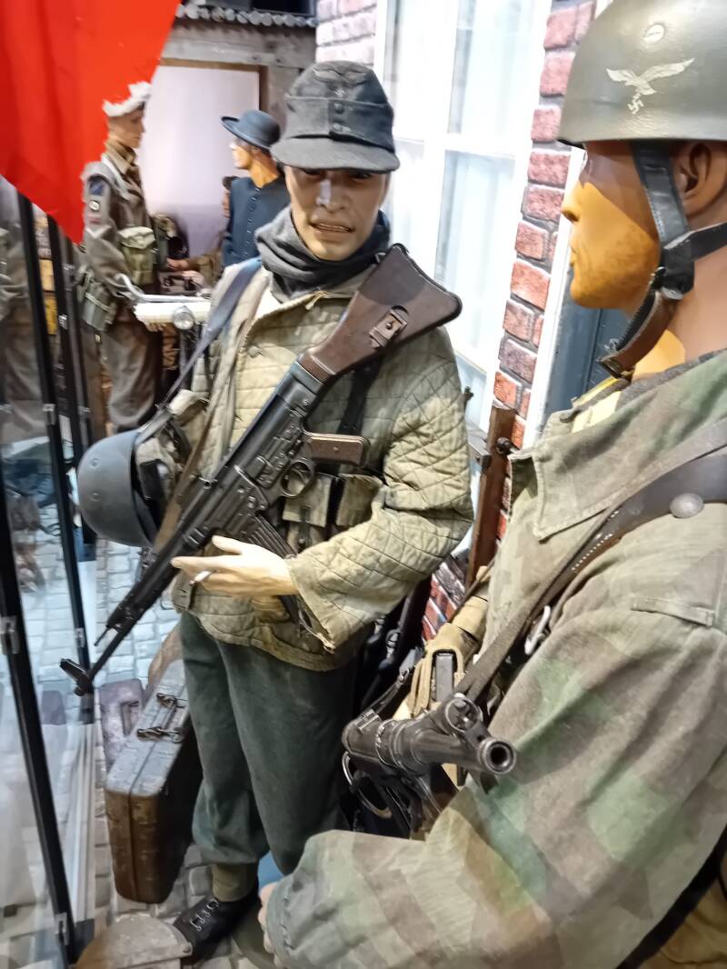 Fallschirmjäger in Broekhuizen