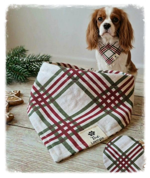 White Classic Plaid Christmas Bandana – Timeless & Festive 🤍