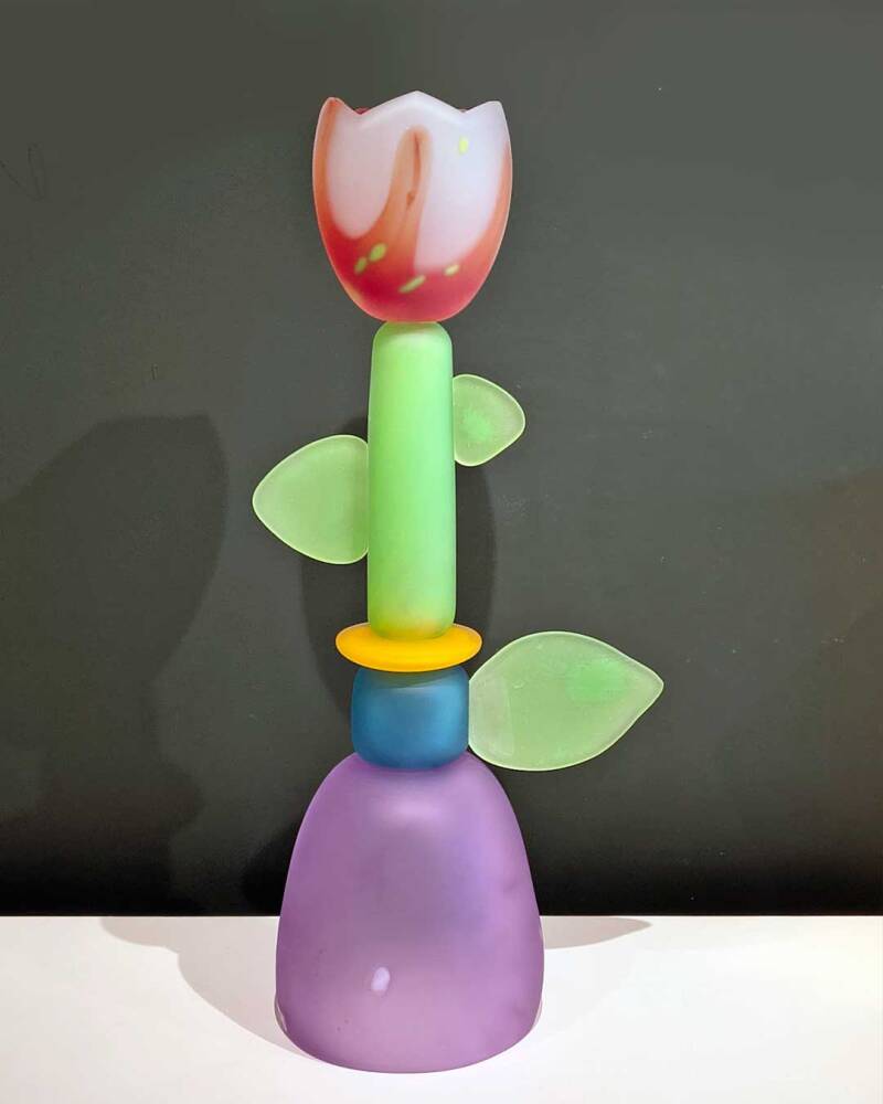 frosted-glass-tulip-standard-juey06.jpg