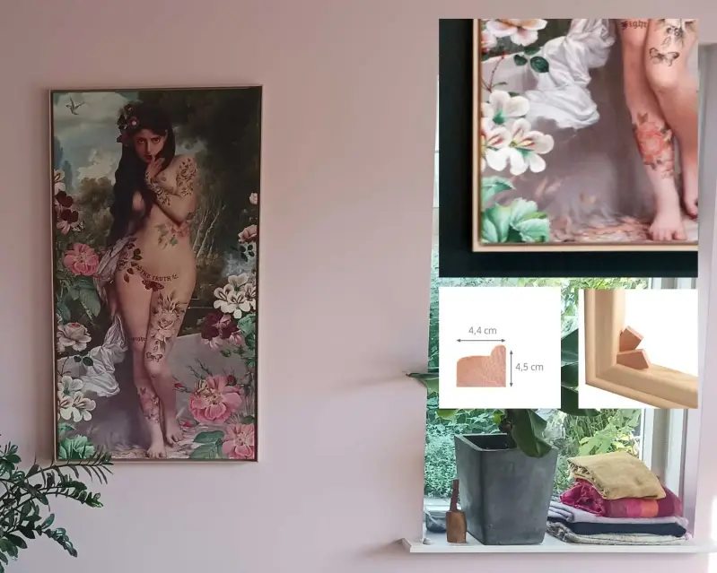 Wandkleed opgespannen en ingelijst.