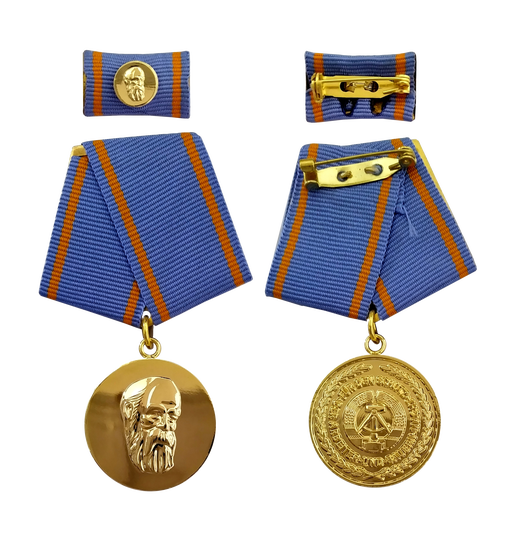 Friedrich-Engels Preis (Gold)