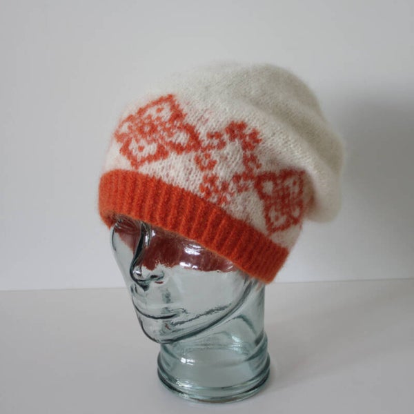 Cloudberry flowers lue