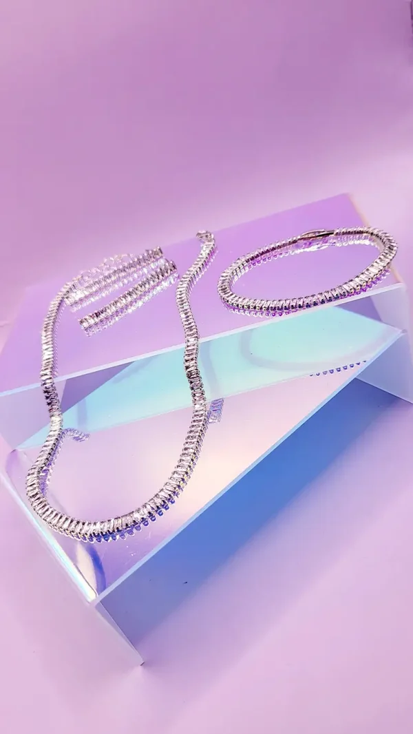 Luxury Crystal Baguette Jewelry Set – Necklace, Earrings & Chain