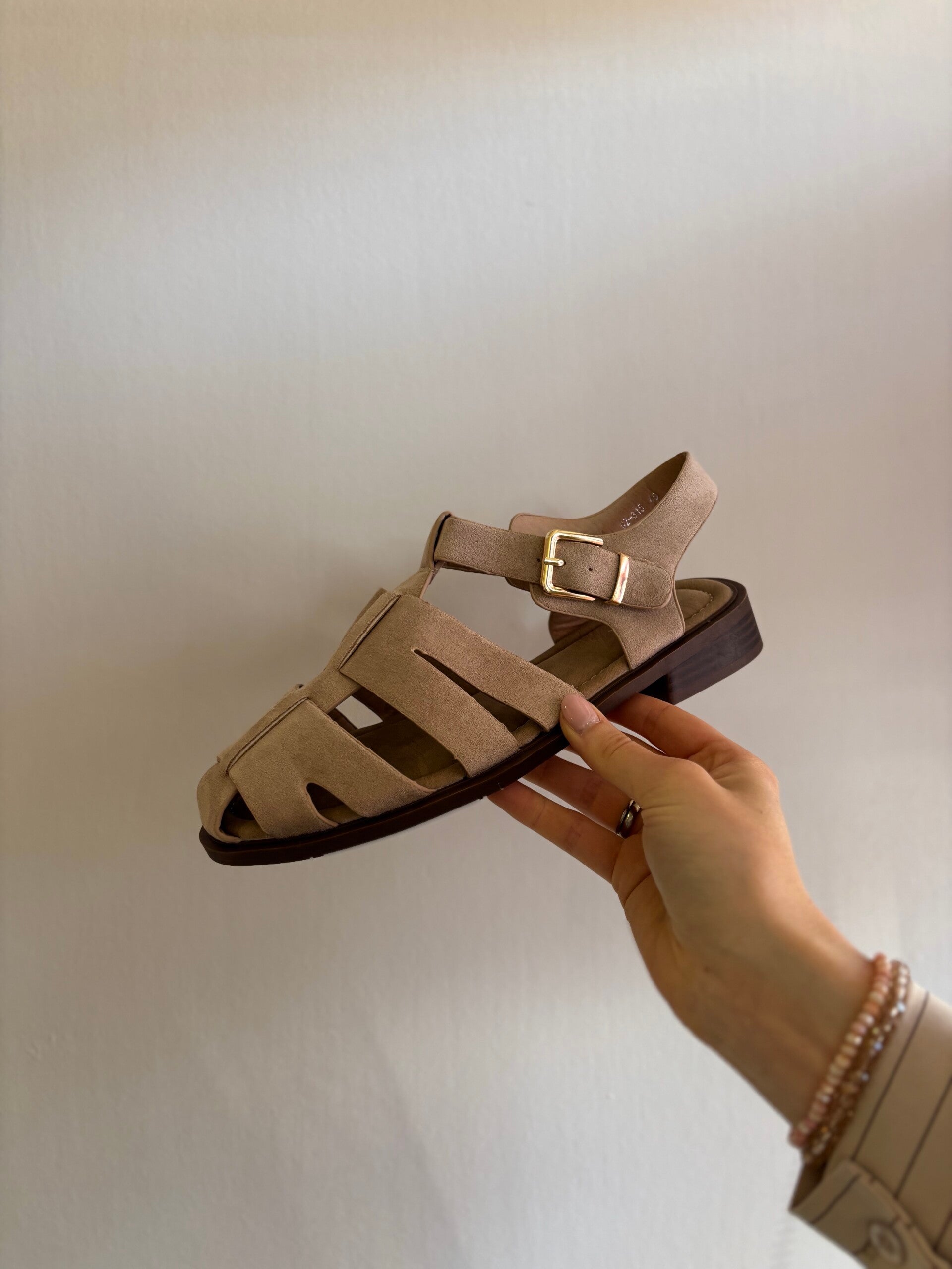 Sandaal Pien beige