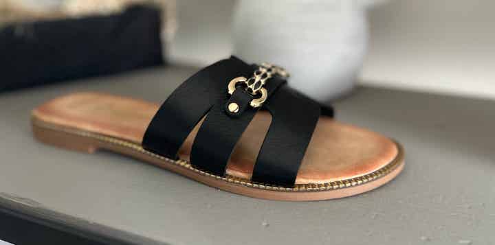 Slipper zwart