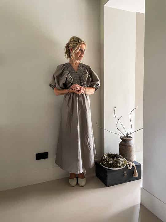 Jurk Elena taupe