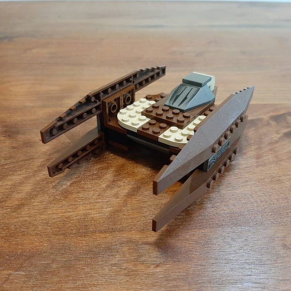 [7111]-1i Droid Fighter