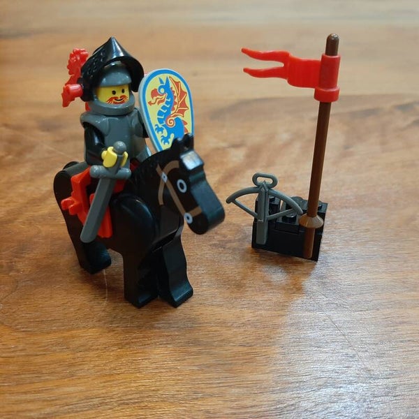 [6009]-1i Black Knight