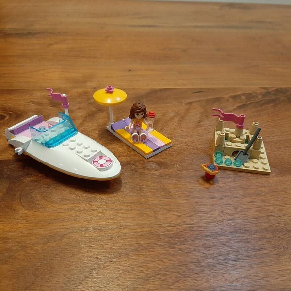 [3937]-1i Olivia's Speedboat