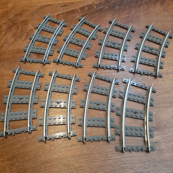 [4520]-1 Curved Rails
