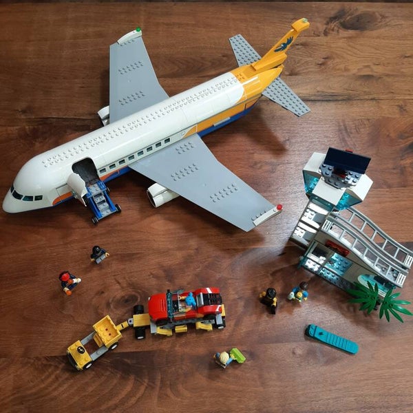 [60262]-7i4x Passenger Airplane