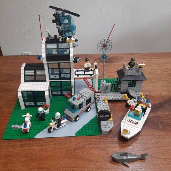 [6598]-5ix Metro PD Station