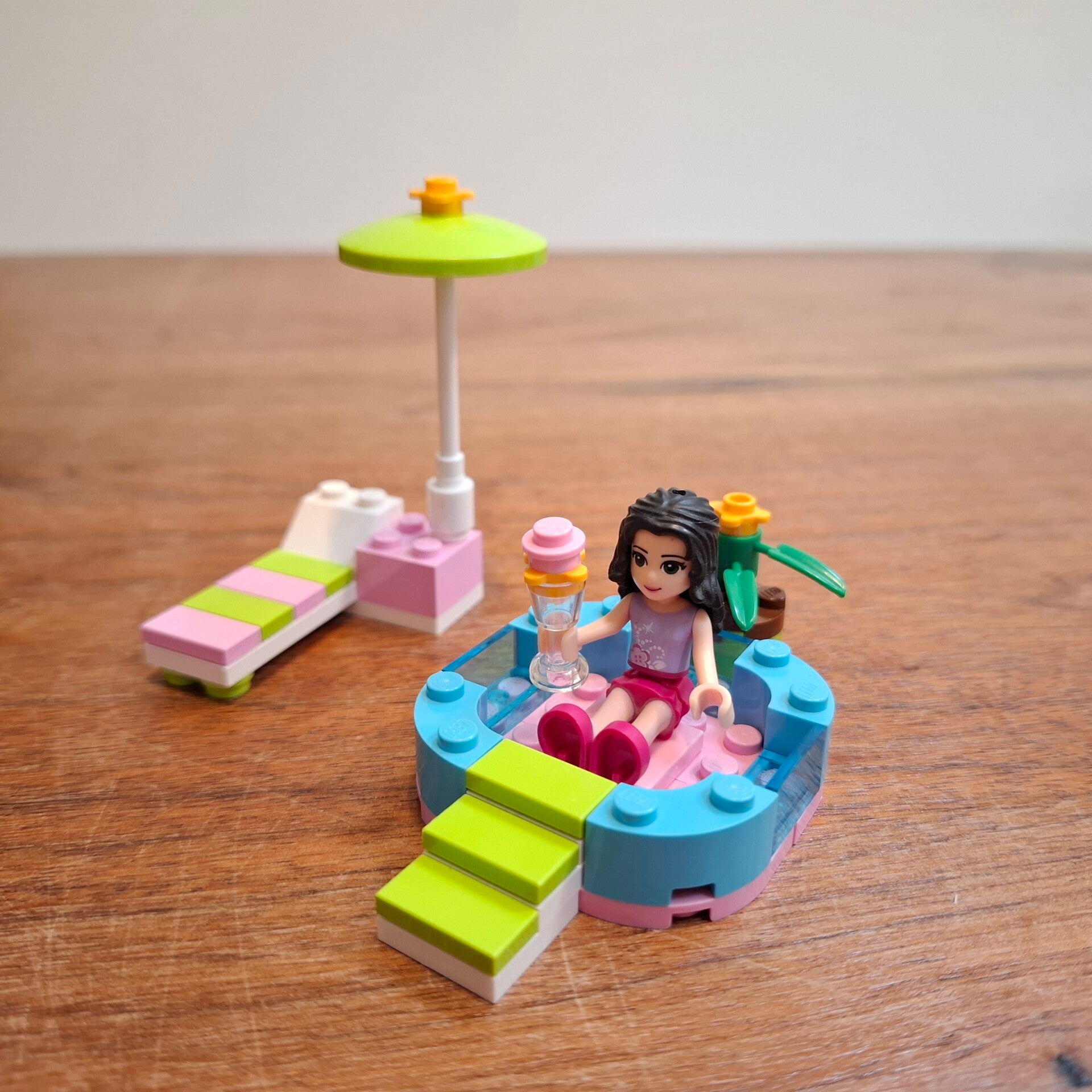 [3931]-1 Emma's Splash Pool