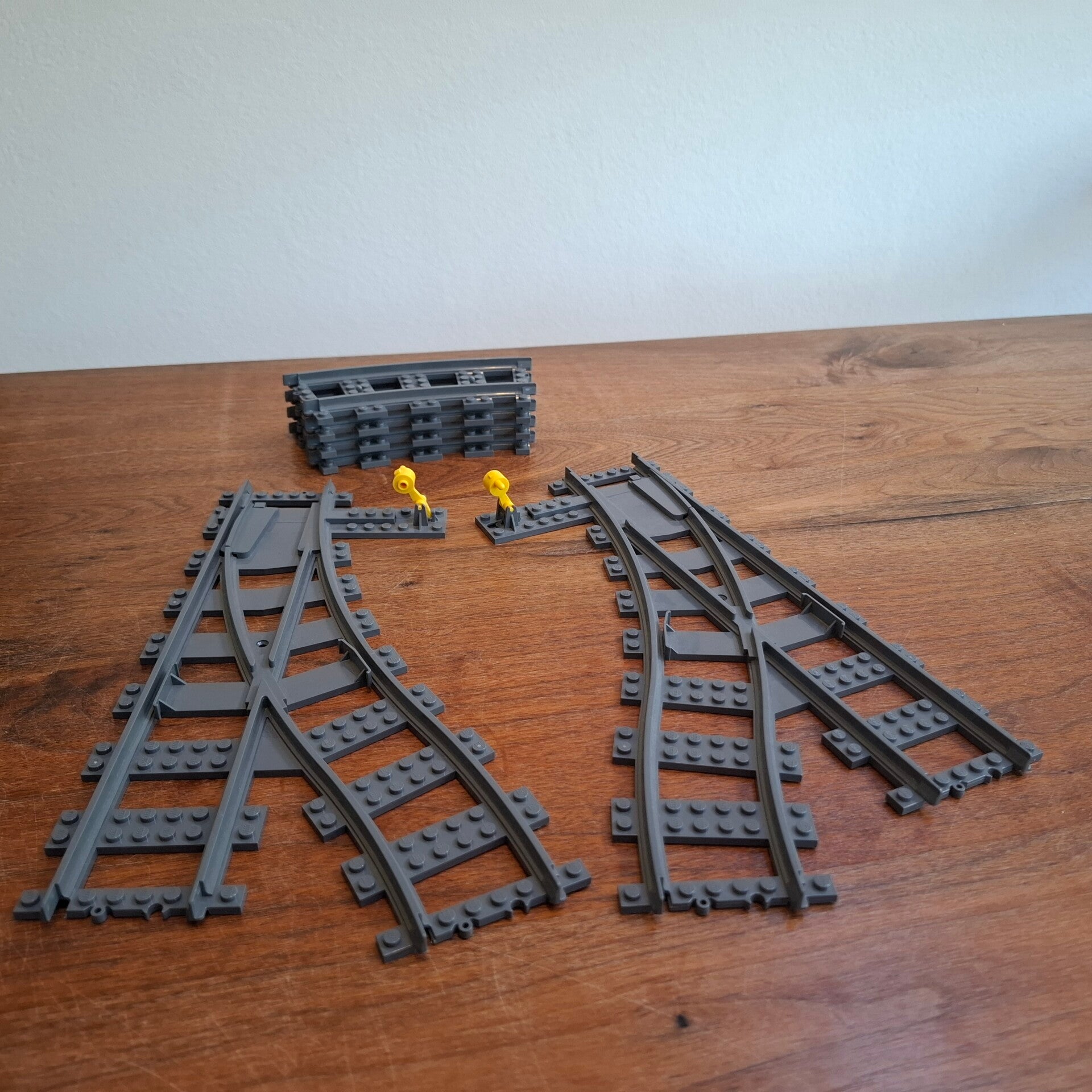 [60238]-1 Switch Tracks