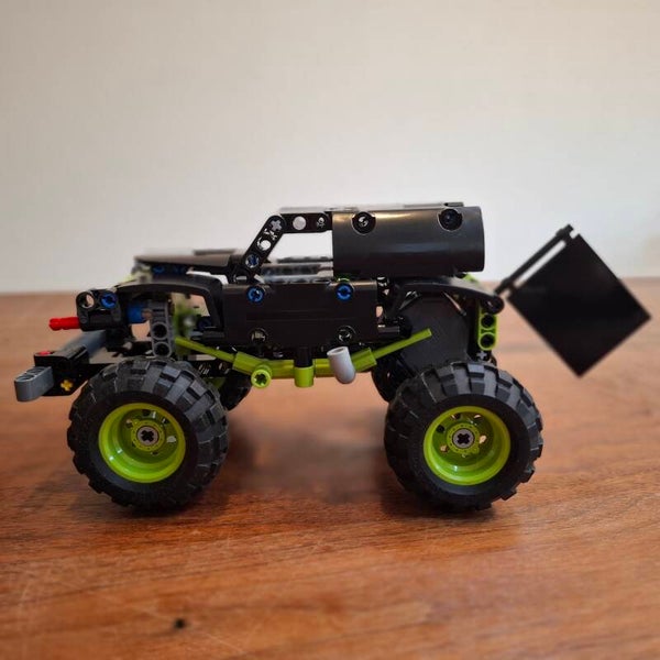 [42118]-1 Monster Jam Grave Digger