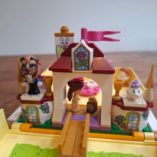 [43177]-1ib Belle's Storybook Adventures