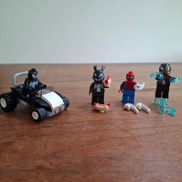 [40454]-1ib Spider-Man vs. Venom and Iron Venom blister pack