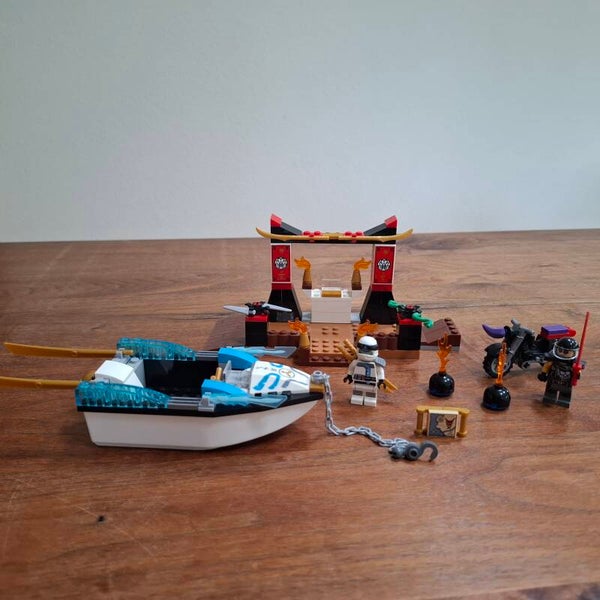 [10755]-2i Zane's Ninja Boat Pursuit