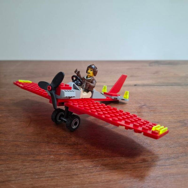[4615]-1 Red Recon Flyer