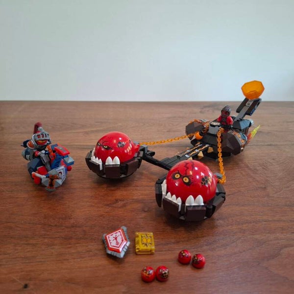 [70314]-2 Beast Master's Chaos Chariot