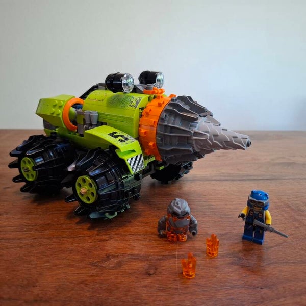 [8960]-2 Thunder Driller