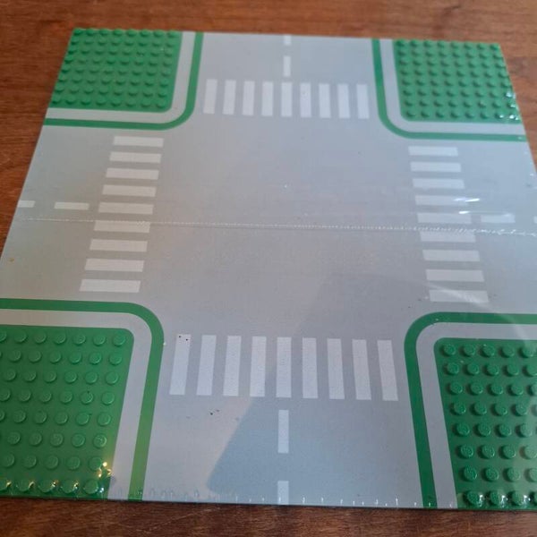 [6323]-b Cross Road Plates