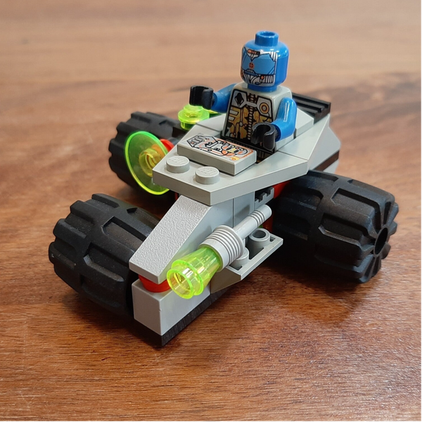 [6818]-1i Cyborg Scout